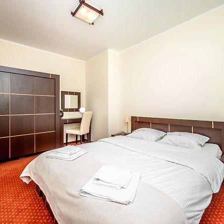 Apartament Wanda W Centrum Kolobrzegu Przy Starowce Exteriör bild