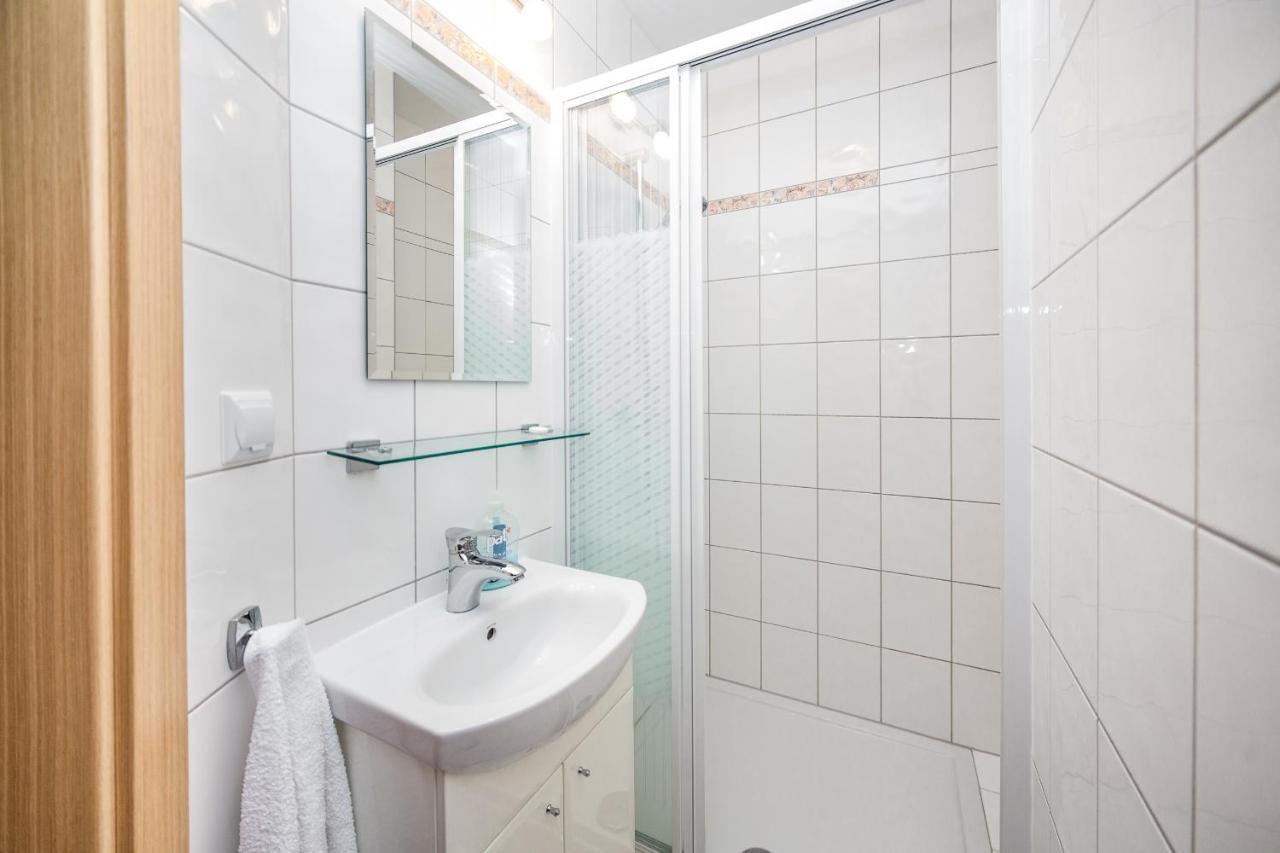 Apartament Wanda W Centrum Kolobrzegu Przy Starowce Exteriör bild