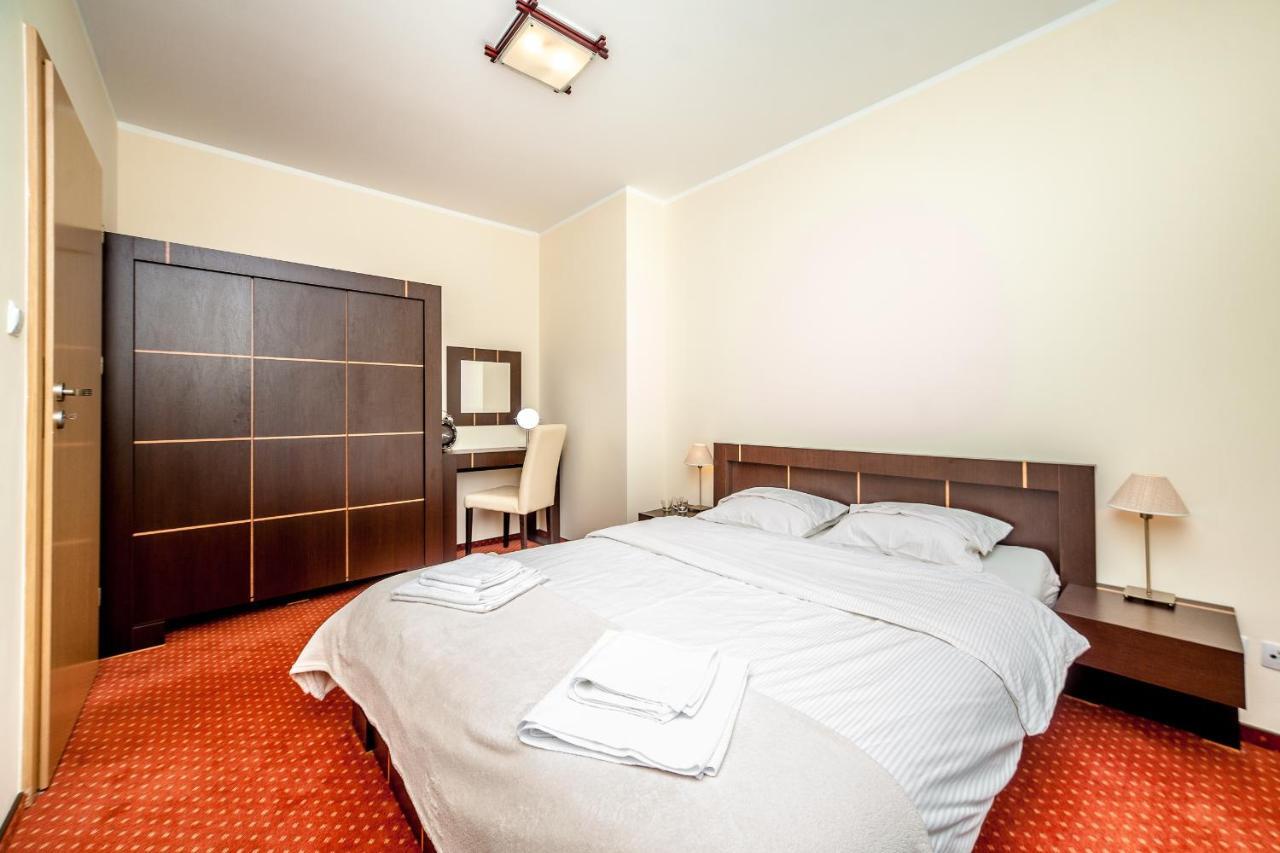 Apartament Wanda W Centrum Kolobrzegu Przy Starowce Exteriör bild
